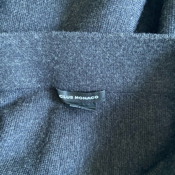 CLUB MONACO Grey Skirt - Picture 2 of 2